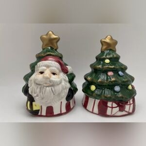 Holiday Traditions Vintage Ceramic 3" Santa Salt and Pepper Shaker
